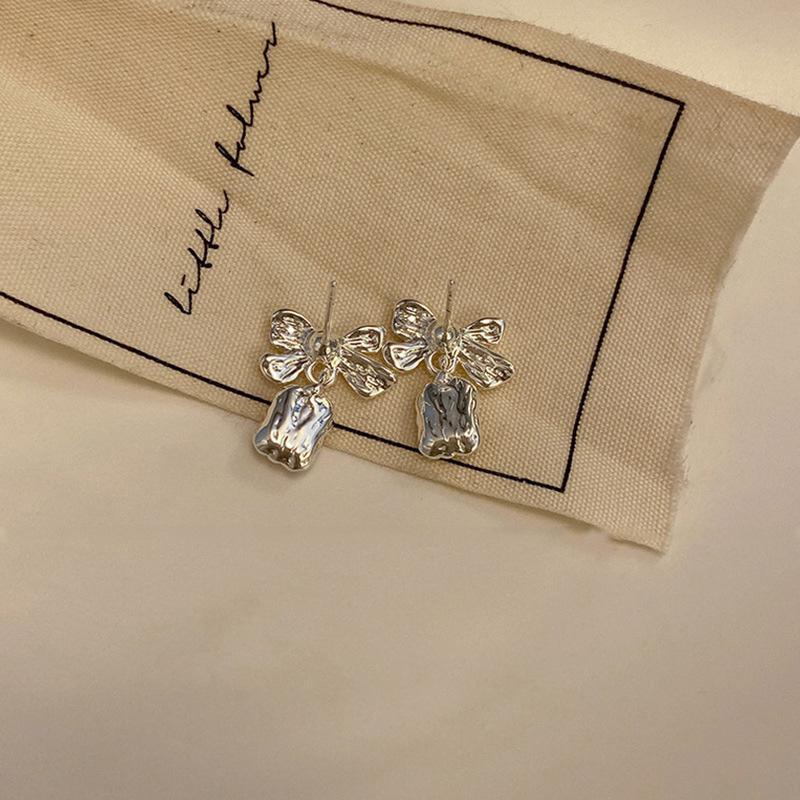 Anting Dasi Kupu-kupu Berlian Zircon Bow Stud Anting Fashion Korea Gaya Untuk Wanita MK