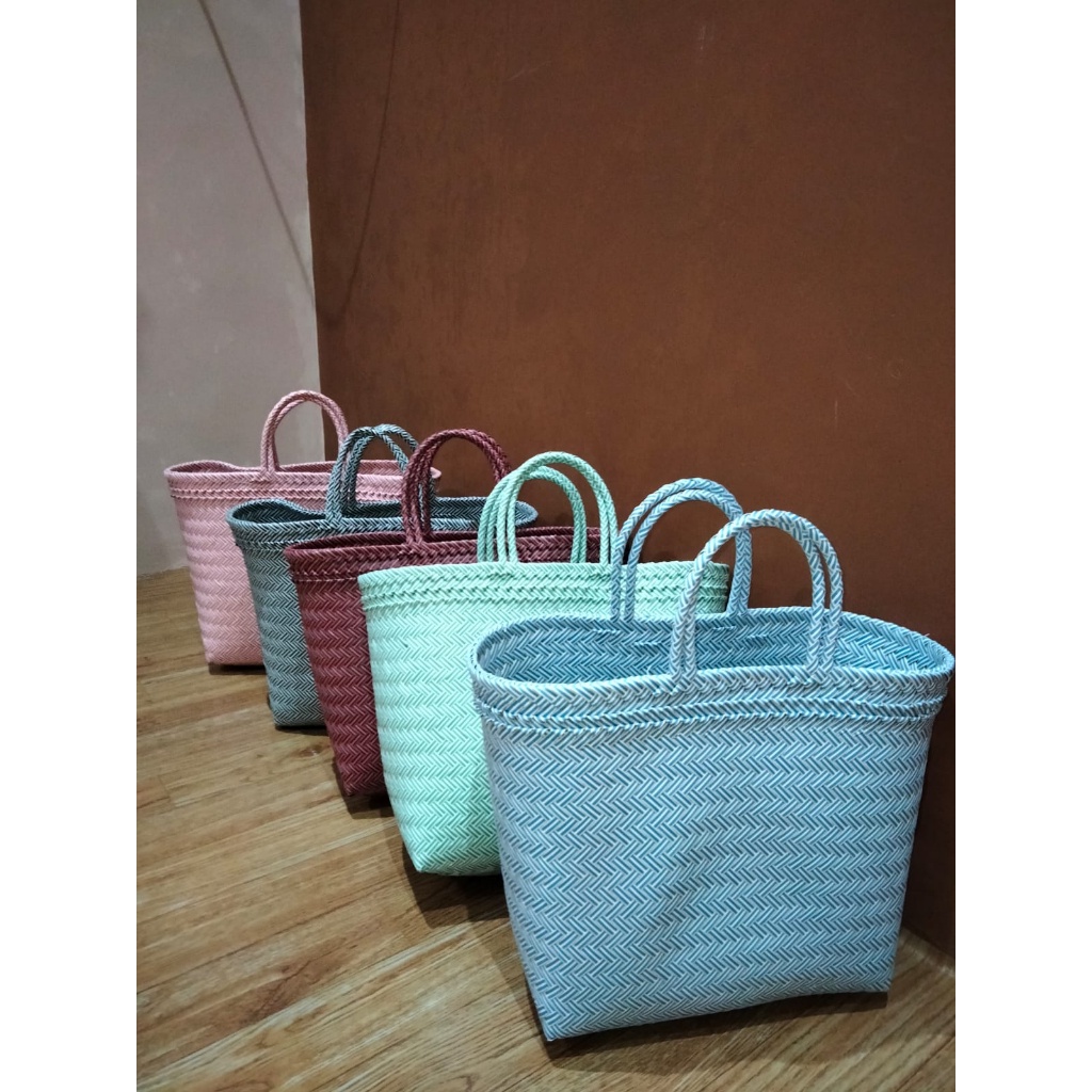 Paket Hemat Tas Hampers / 5Pcs Tas Anyaman Motif Halus Ukuran M 02