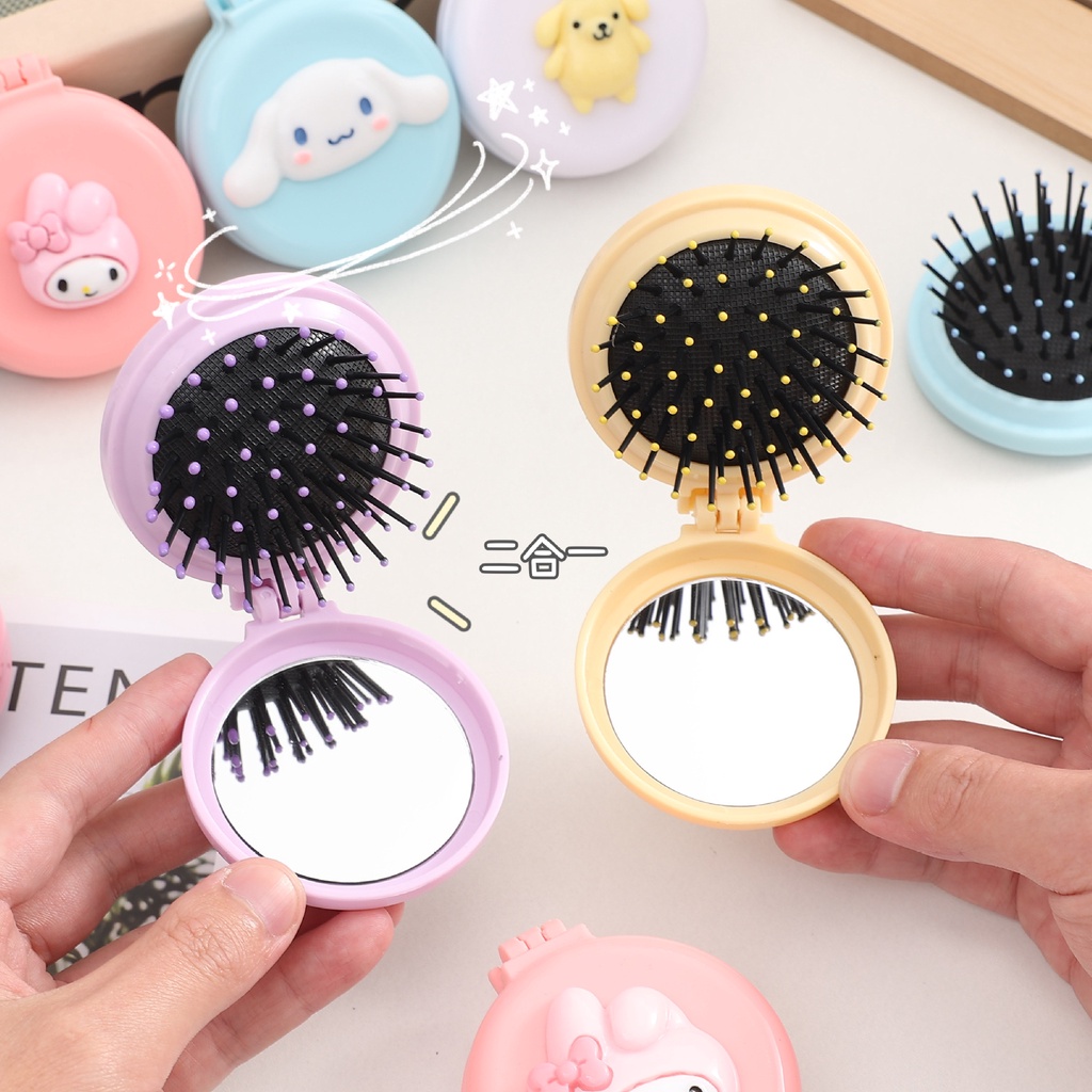 [Unggulan] 1pc Kartun 2-in-1 Putaran Air Bag Comb Dengan Cermin Sanrio Air Cushion Comb Portable Melody Kuromi Sisir Pijat Lipat Perlengkapan Travel Alat Styling Rambut Untuk Wanita