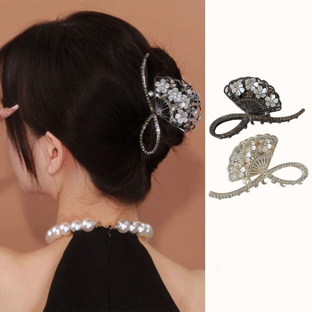 Agustina Berbentuk Kipas Hair Claw Pesta Elegan Vintage Rambut Kepiting Klip Geometris Hairgrips Besar Jepit Rambut Fashion Hiasan Kepala Zirkon Kristal Korea Hiu Klip