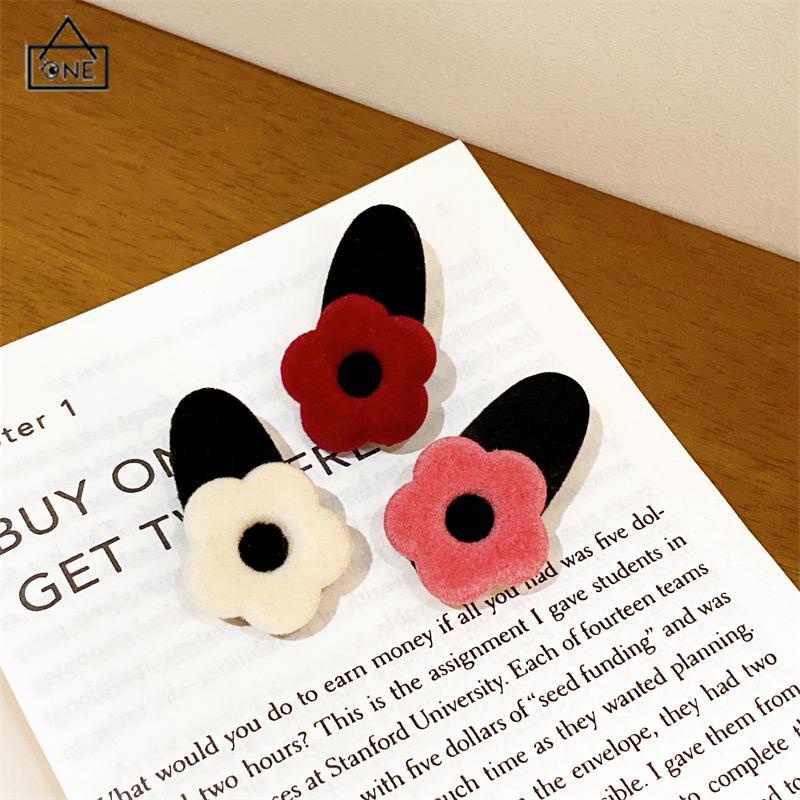 COD❤️Jepit Rambut Wanita Korea Retro Velvet Flower Hair Clip Women High-end Bangs Side Clip Head Ornament-A.one