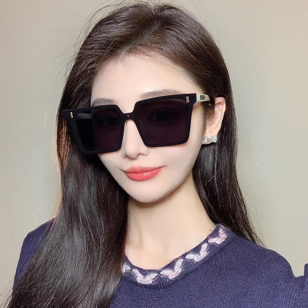 Kacamata Bingkai Persegi Besar Korea Pria Wanita Musim Panas Kacamata Perlindungan UV Outdoor Eyewear