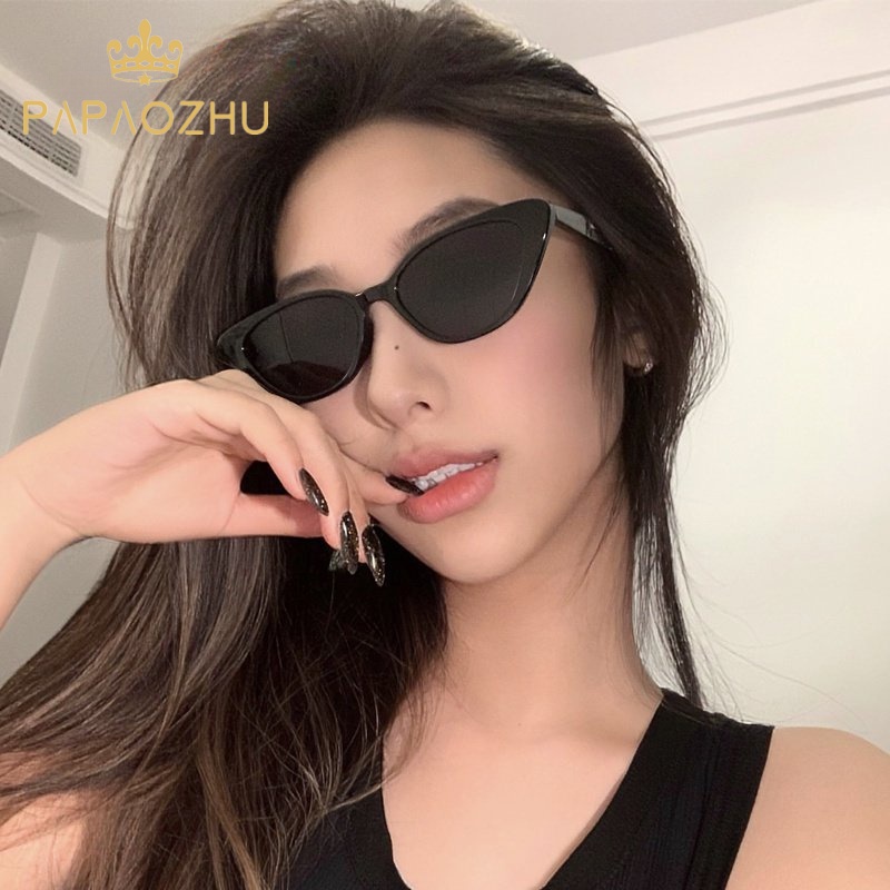 Papaozhu Kacamata Hitam Mata Kucing Keren Untuk Wanita Pria Gaya Anti-Radiasi Sunnies Eyeglasses Aesthetic Shades Outdoor Fashion UV400 Protect Eyewear