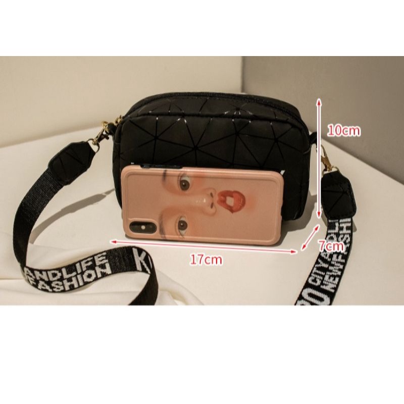 KH Tas Selempang Korea Wanita Woman Bag Motif Garis 3D Little Beauty Merah Pink Fashion Trend 2021 A24