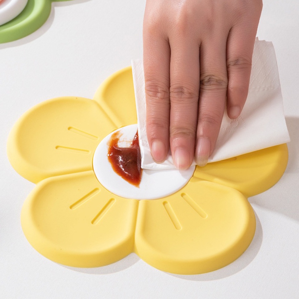 ღ Daisy Bentuk Silikon Coaster Tahan Panas Anti Panas Alas Alas Isolasi Panas Tablewear Pad Meja Dapur Isolasi Panas Tikar Dekorasi