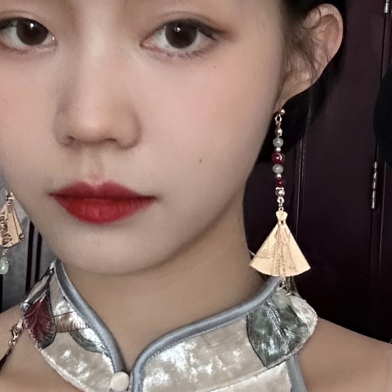 Desain Unik Gaya Cina Baru Temperamen Retro Dan Anting Elegan Berbentuk Kipas Elegan