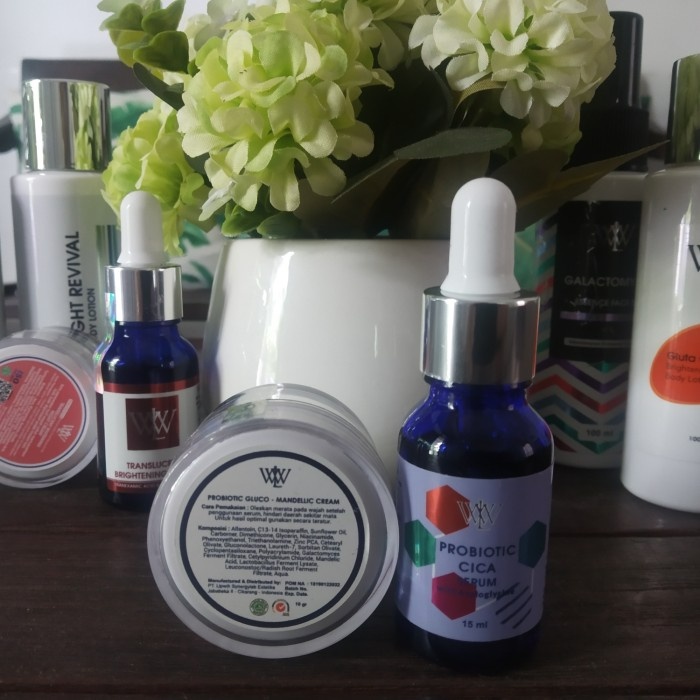 WLW paket Probiotic (Oil & Pores Reducing) 1 probiotic mandelic cream dan 1 probiotic cica serum
