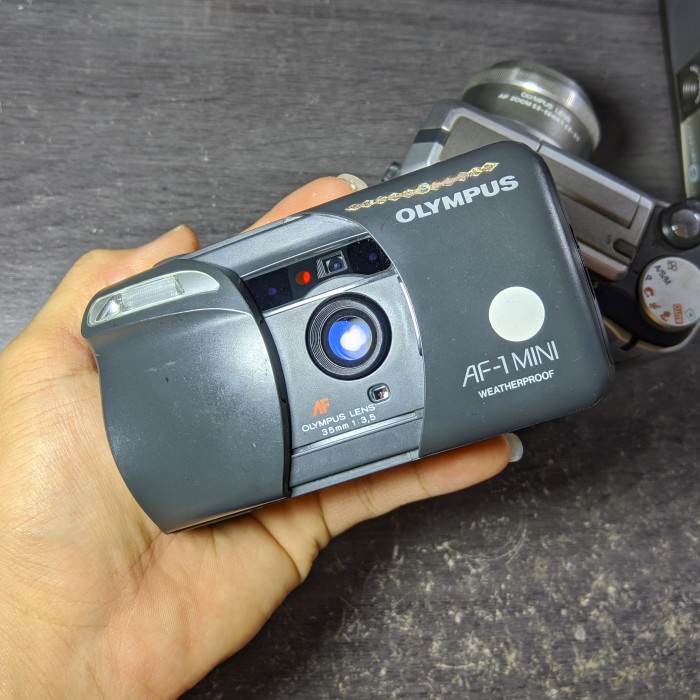 Olympus AF-1 Mini Kamera Analog Compact 35mm f3.5 X MJU Canon Konica