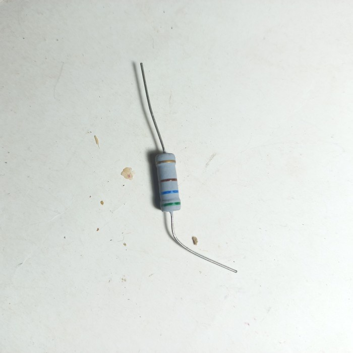 resistor R carbon film 560 560R R 560ohm 2watt 2 w watt WAT 2WAT ohm hijau biru coklat emas