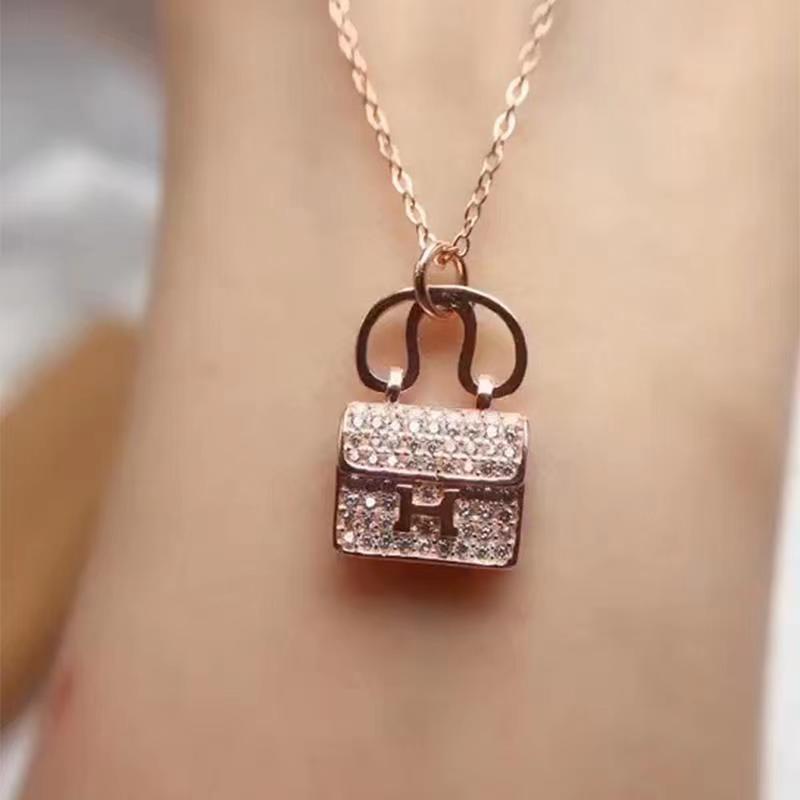 Ringan Mewah Premium Full Berlian H Huruf Tas Titanium Steel Kalung Berkelas Super Peri Berlapis Emas 18K Anti Karat Necklace