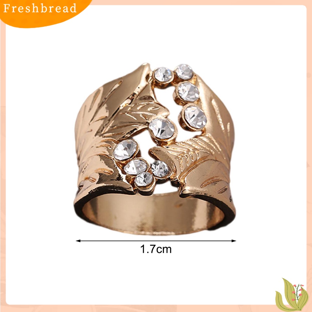 &lt; Freshbread &gt; Wanita Jari Cincin Berlian Imitasi Dekorasi Bentuk Bunga Berongga Keluar Dipoles Tekstur Bening Jari Dekorasi Warna Emas Kokoh Struktur Lady Ring Wanita Perhiasan