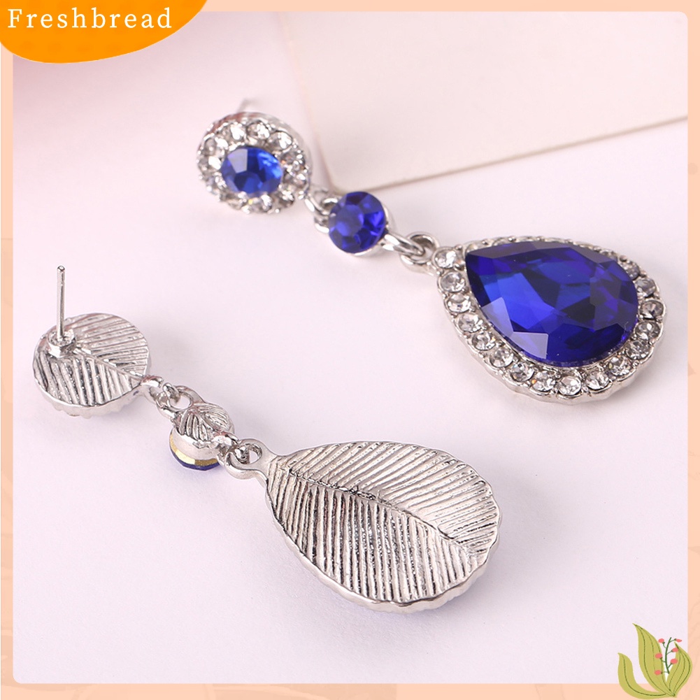 &lt; Freshbread &gt; Pesta Fashion Wanita Berlian Imitasi Mengkilap Bertatahkan Tetesan Air Panjang Menjuntai Stud Earrings