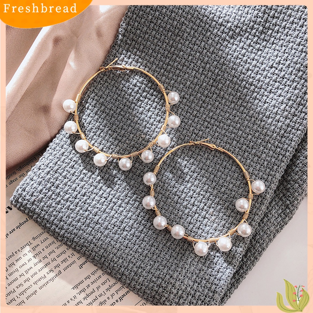 &lt; Freshbread &gt; 1pasang Anting Hoop Vintage C-shaped Putaran Besar Electroplating Wanita Gadis Mutiara Imitasi Lingkaran Anting Perhiasan Dekorasi Hadiah Untuk Pakaian Sehari-Hari