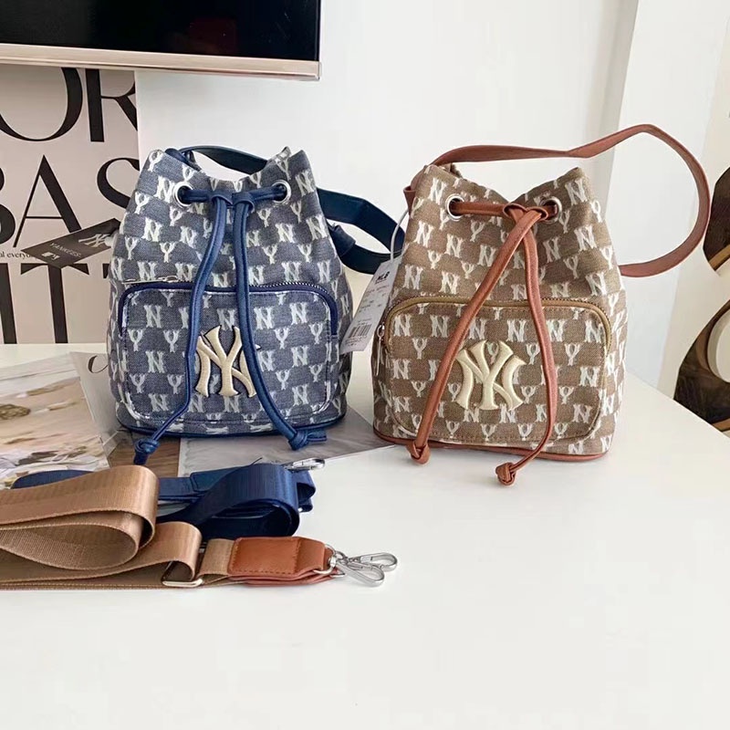 23-12405 Tas Wanita. Women's NY Denim Embroidery Full Print Bucket Bag