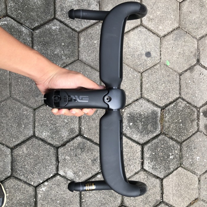 DROPBAR ENVE SES AERO 40 44 FLARE WITH STEM 110 CARBON DOFF SECOND ORI