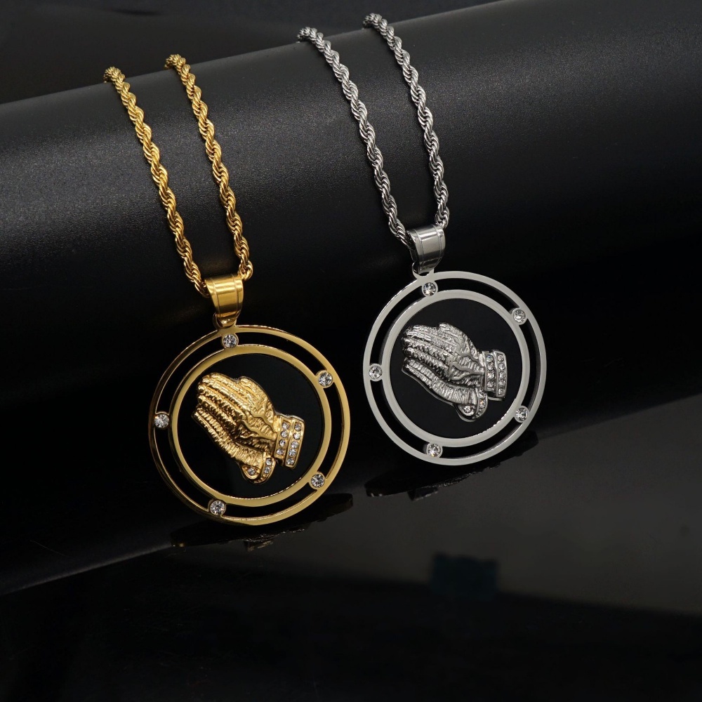 [X C Kalung] 18K Gold Plated Hip Hop Hipster 316stainless Steel Gold Plated with Diamond Hollow Doa Buddha Tangan Liontin Kalung Untuk Pria Dan Wanita