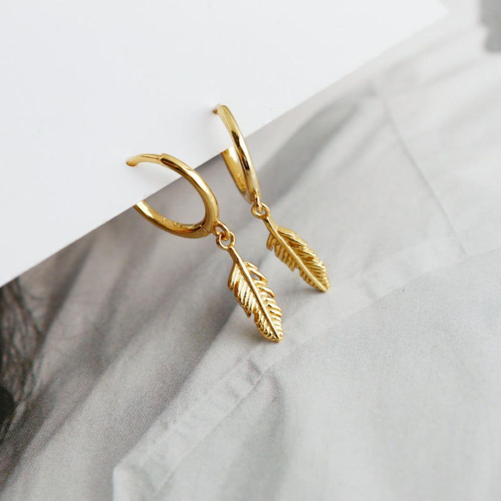 Lily 3pasang Anting Bulu Fashion Wanita Temperamen Sederhana