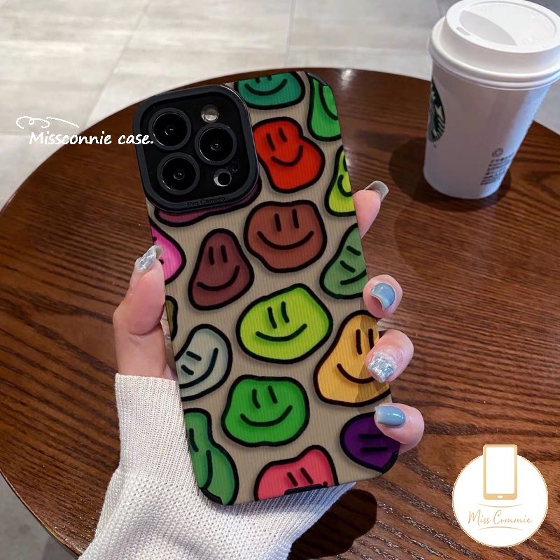 IPHONE Kartun Warna-Warni Smiley Phone Case Kompatibel Untuk Iphone11 14 12 13 Pro MAX XR 78 Plus X XS MAX 7Plus Graffiti Mewah Tekstur Kulit Lembut Shockproof Silicon Cover