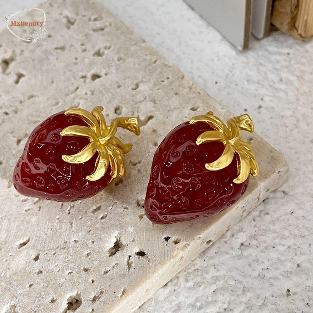 Mxbeauty Strawberry Stud Earrings Retro Vintage Desain Fashion Warna Solid Temperamen Manis Wanita Perhiasan Aksesoris