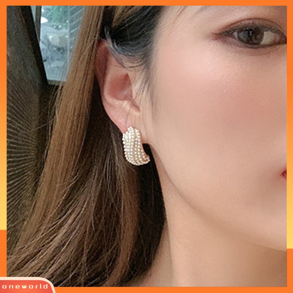 [WOD] 1pasang Wanita All-match Anting Stud Telinga Mutiara Imitasi Berbentuk C Perhiasan Fashion Untuk Outdoor