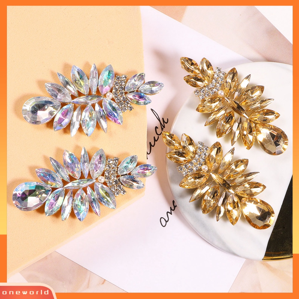 [WOD] 1pasang Bersinar Sederhana Piercing Stud Earrings Bentuk Tetesan Air Berlian Imitasi Wanita Anting Perhiasan Pernikahan