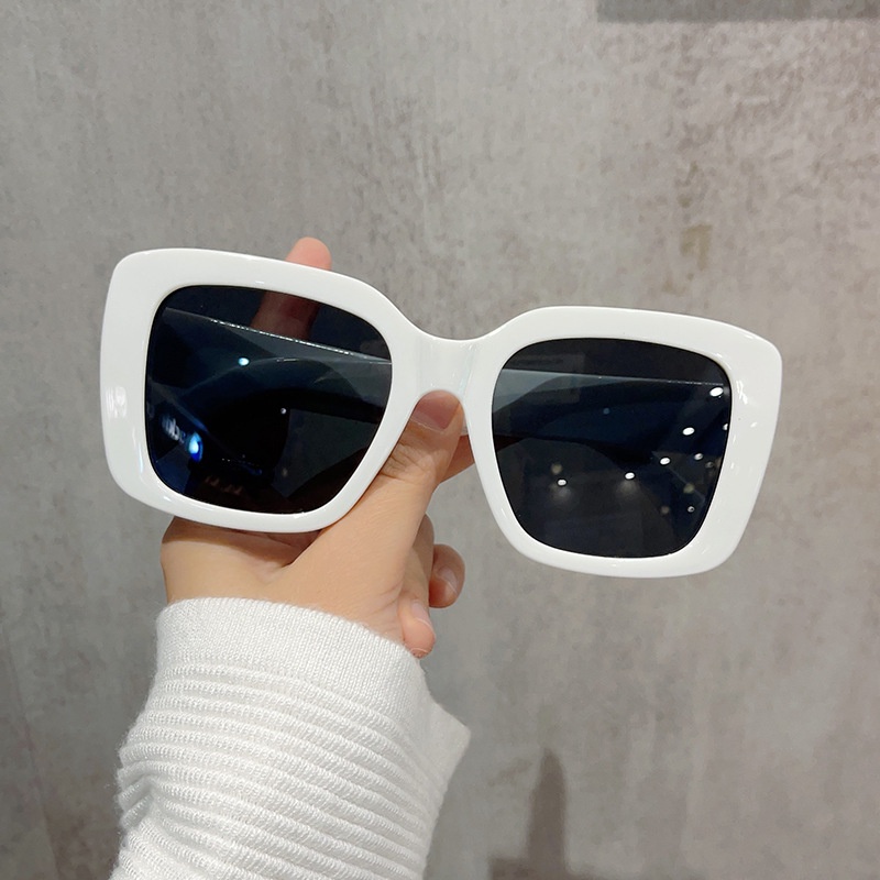 (YUZHU) Kacamata Hitam Kotak Gaya Vintage Untuk Wanita Korean Fashion INS Style Sunglasses