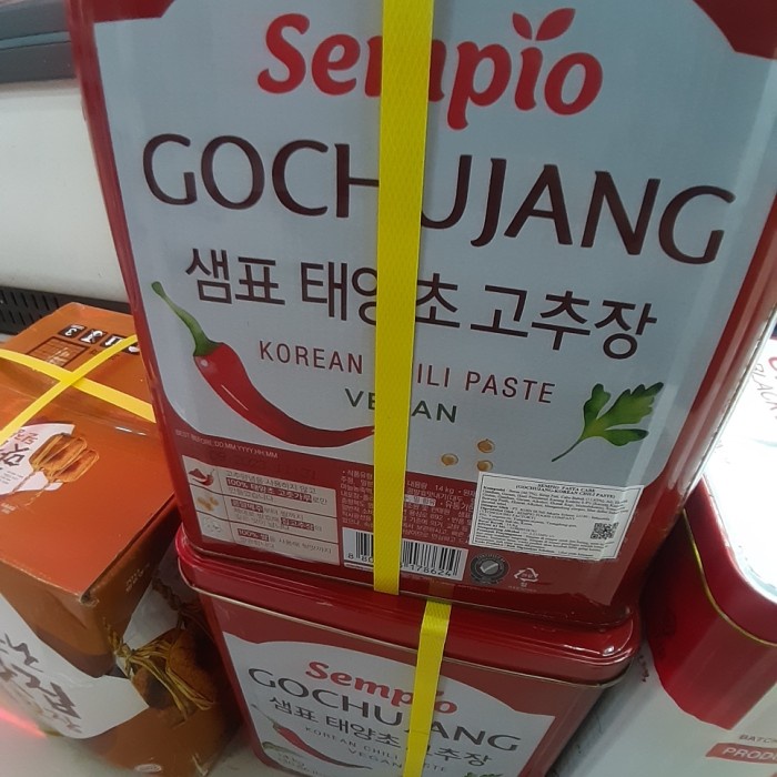 

Sempio Sal Gocujang Hot Pepper Paste (Pasta Cabe) Tin 14kg