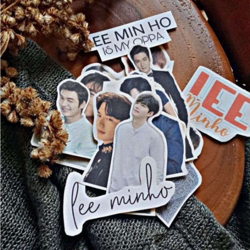 

GAEBOOK || 20 pcs STIKER AESTHETIC TUMBLR LEE MINHO NO GLOSSY AESTHETIC TEXTURE STIKER GP02