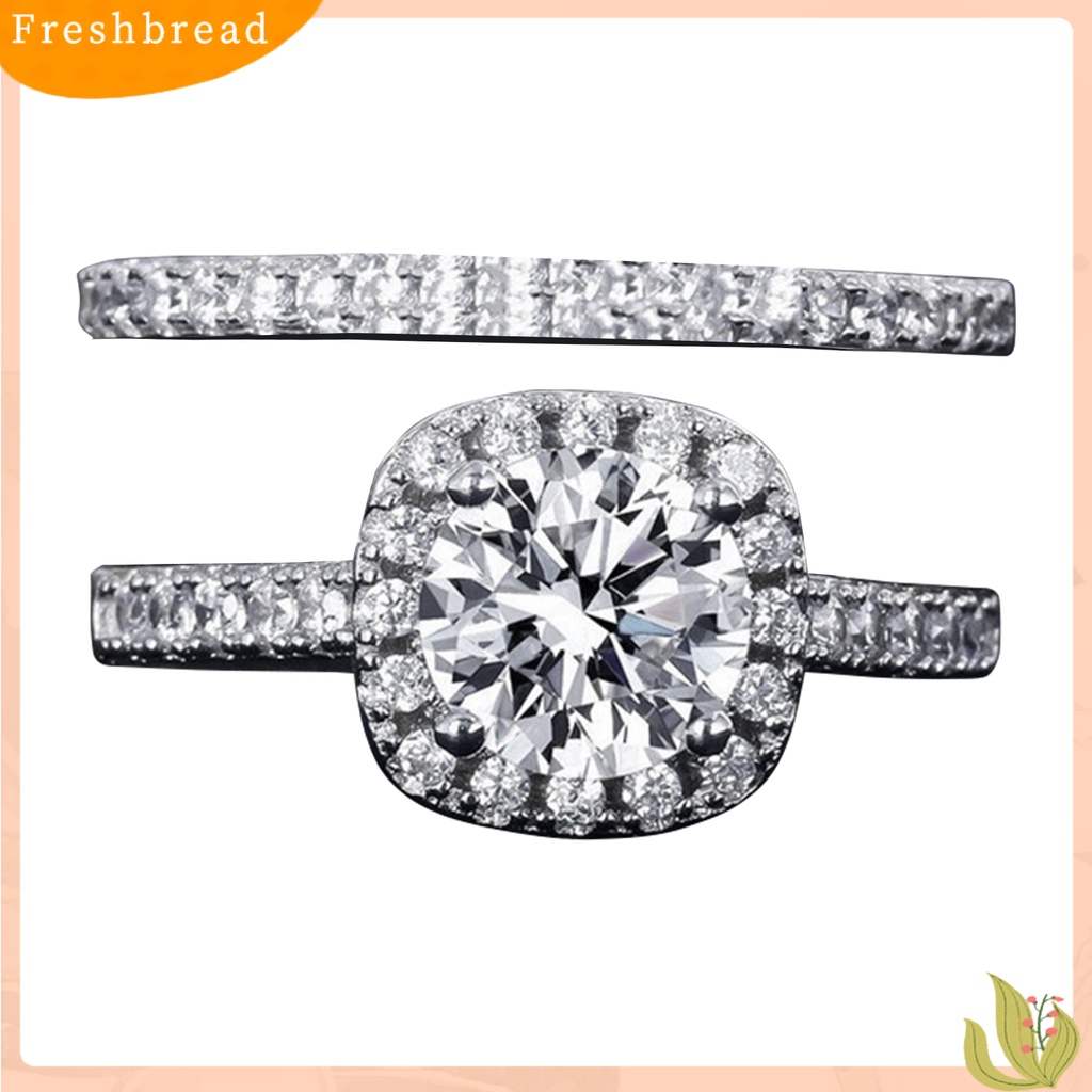 &lt; Freshbread &gt; 1pasang Cincin Couple Geometris Persegi Berlian Imitasi Perhiasan Cincin Kilau Terang Indah Untuk Pernikahan