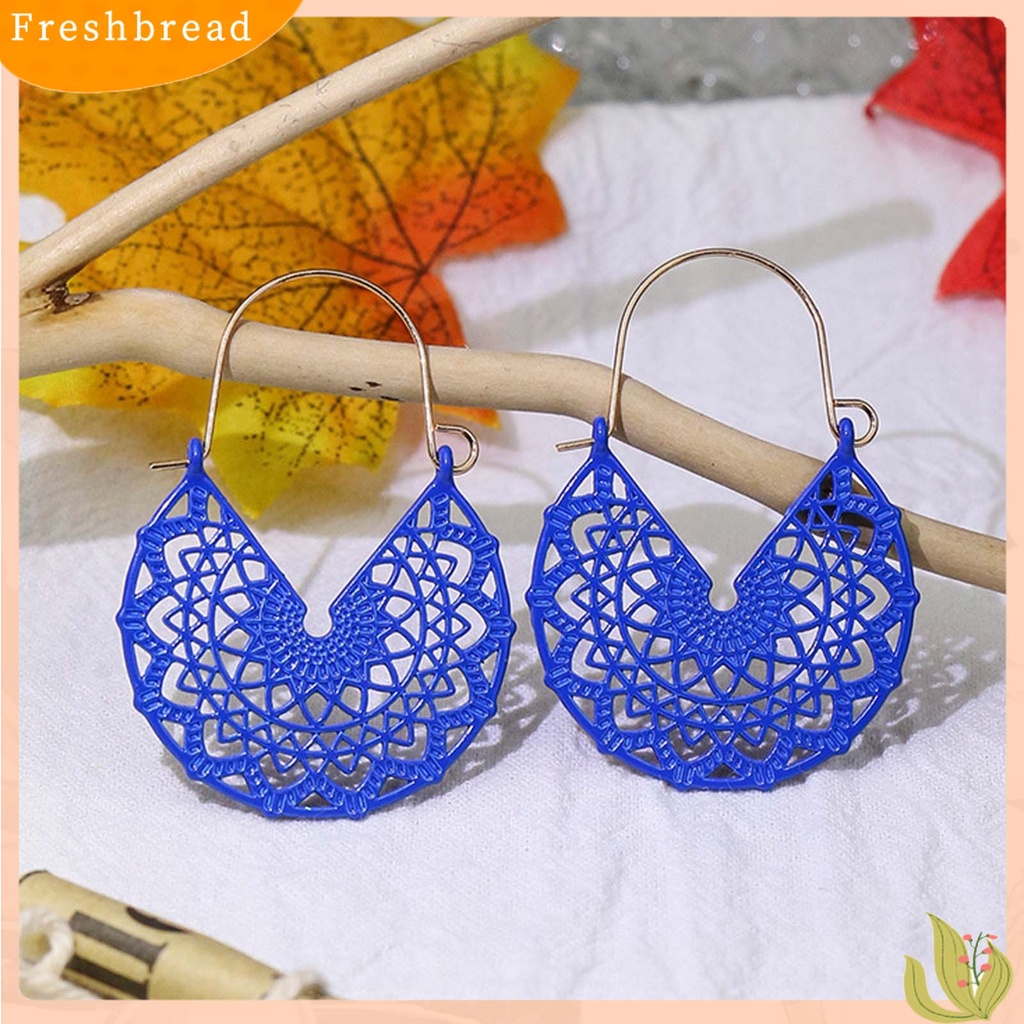 < Freshbread > 1pasang Anting Wanita Berbentuk V Perhiasan Sederhana Anting Menjuntai Vintage Ringan Untuk Perjamuan