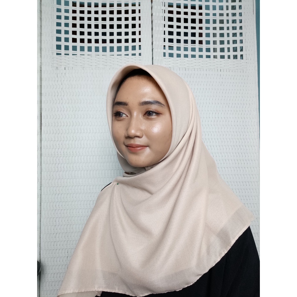 Hijab Magnetic Instan Voal Waterproof Segiempat