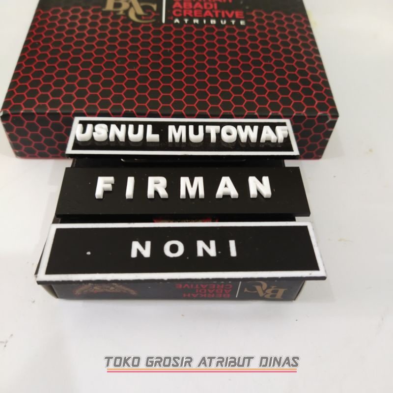 

Nama Timbul akrilik/papan nama Timbul Exclusive