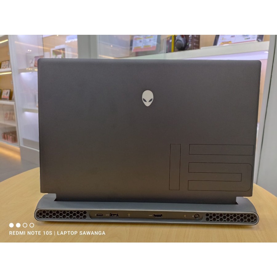 LAPTOP ALIENWARE M15 R6 INTEL CORE I7 11800H 32B 1TB SSD INTEL HD GRAPHICS WQHD 240HZ WINDOWS 11 BLACK TERLARIS