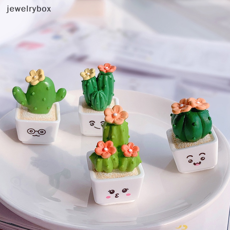 [jewelrybox] 1pc Resin Mobil Kaktus Pot Kelinci Ornamen Aksesoris Konsol Pusat Otomatis Butik