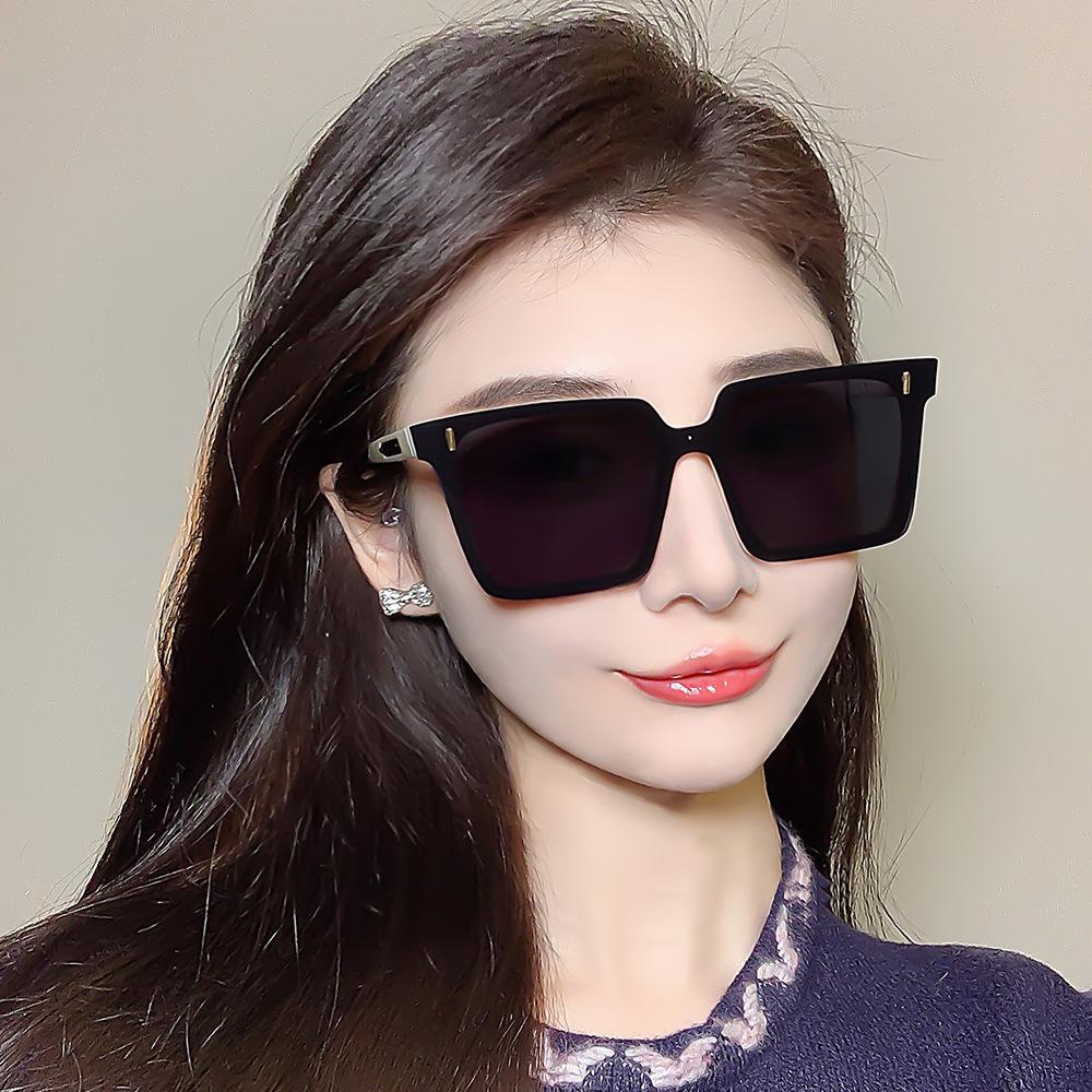 Kacamata Bingkai Persegi Besar Korea Pria Wanita Musim Panas Kacamata Perlindungan UV Outdoor Eyewear