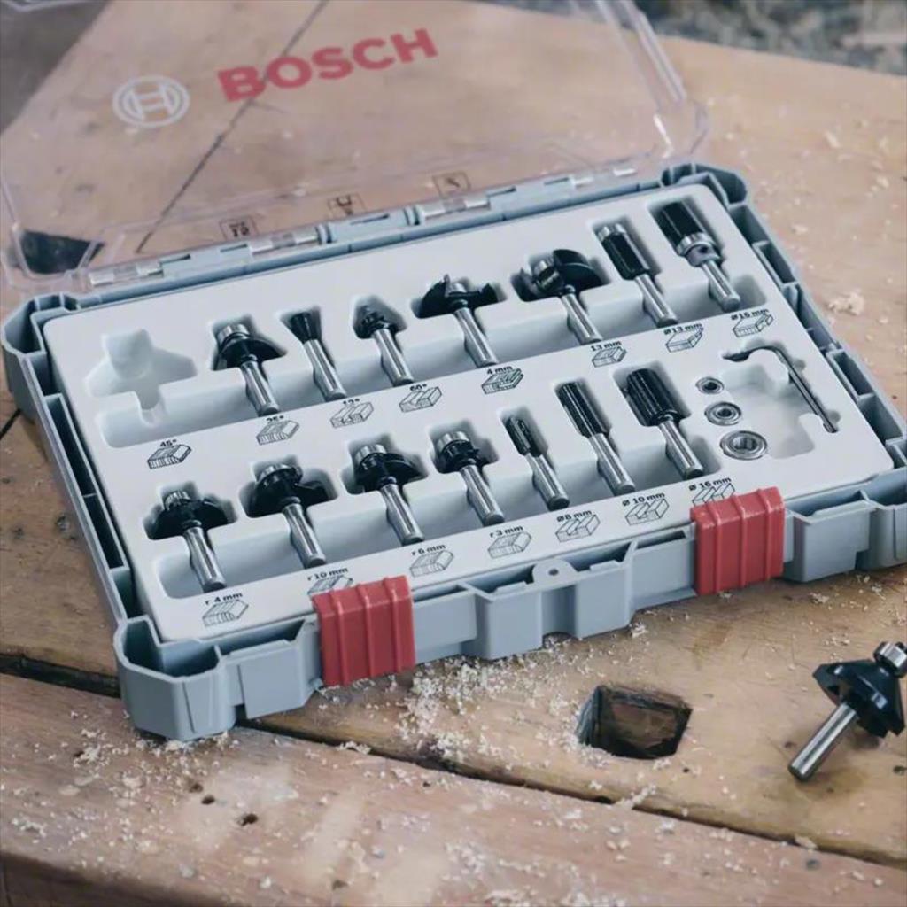 BOSCH MATA ROUTER BIT SET 15 PCS - 1/4&quot; SHANK PN.2607017473