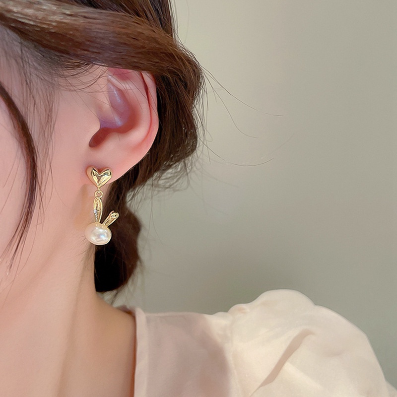 Anting Pejantan Kelinci Mutiara Indah Korea Baru Untuk Wanita Gadis Trendi Berlian Imitasi Perhiasan Perempuan Fashion Lucu Anting Hati