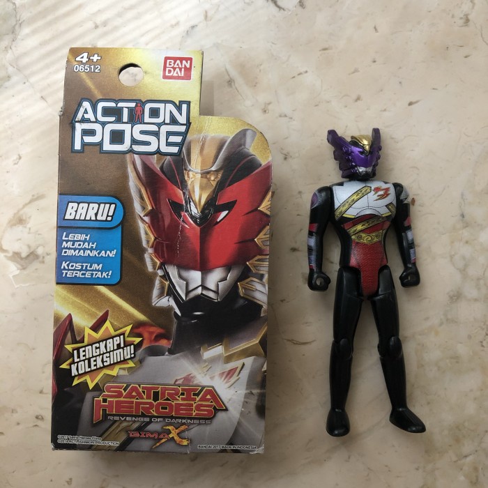 Satria Bima-X Action Pose - Bima-X Magnetic Mode Figure AKH27