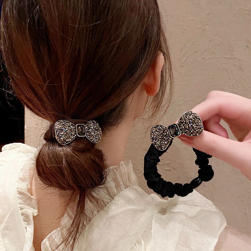 Hiasan kepala rambut wanita korea model pita berlian bling barang import dengan harga grosir bahan berkualitas import harga grosir bisa cod