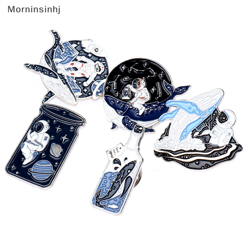 Mornin 1PC Pin Enamel Astronot Dan Paus Adventure Ocean Botol Bros Tas Kerah Pin id