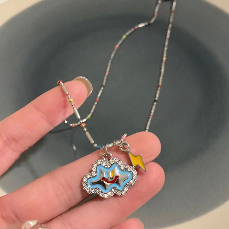 Baru Korea Manis Keren All-Match Kalung Petir Awan Unik Perempuan Cahaya Mewah Desain Niche Rantai Klavikula
