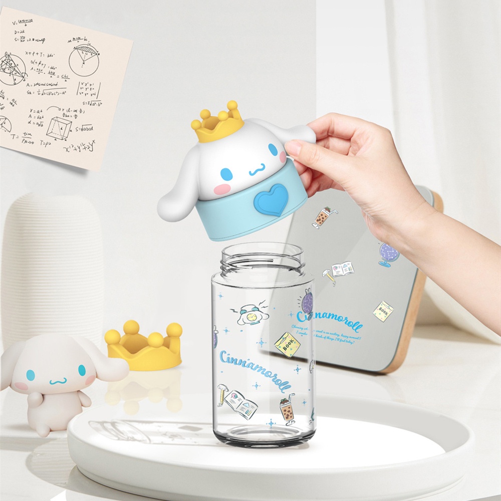 ღ 360Ml Kawaii Sanrio Botol Air Kuromi Cinnamoroll Pompompurin Kartun Anime Boneka Kaca Cangkir Lengan Mainan untuk Anak Laki-laki Perempuan Hadiah