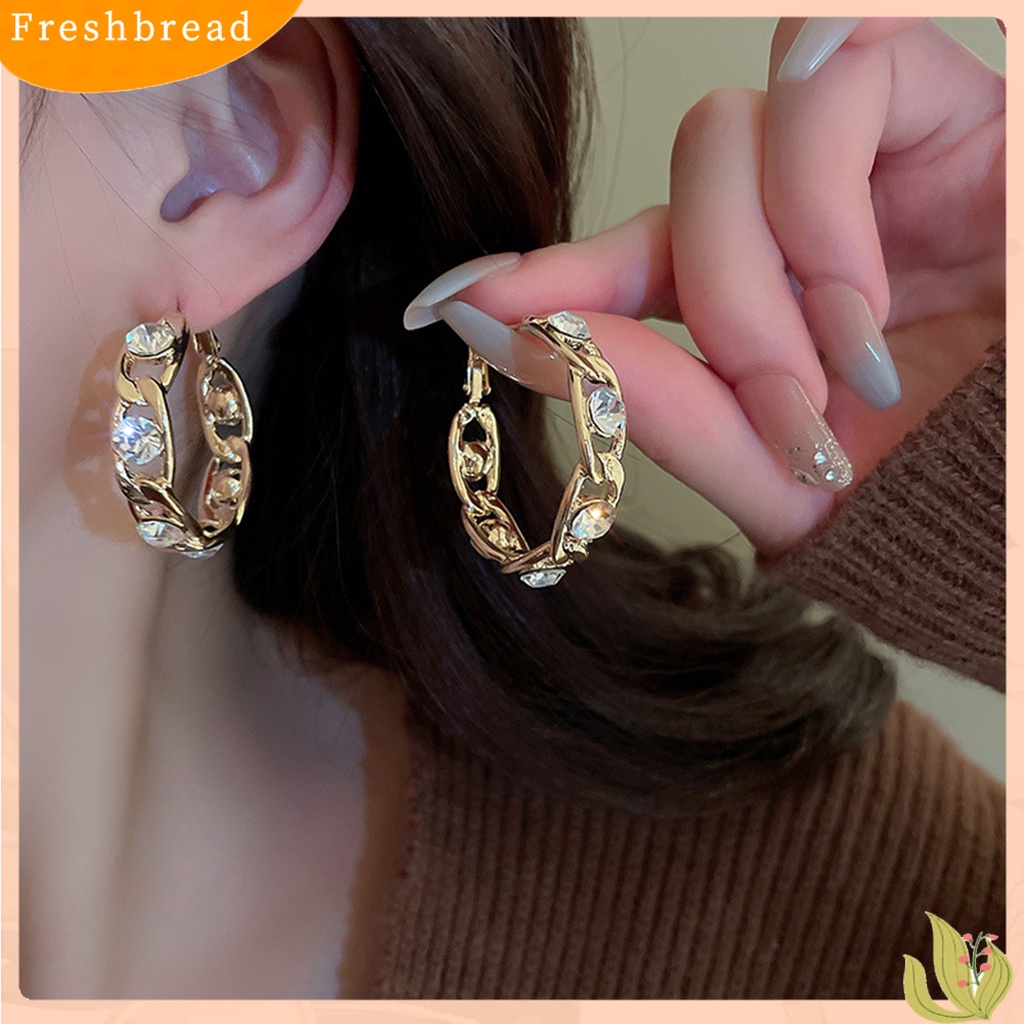 &lt; Freshbread &gt; 1pasang Lingkaran Anting Tindik Geometris Berlian Imitasi Bertatahkan Temperamen High-end Telinga Dekorasi Jarum Perak Wanita Besar Hoop Earrings Aksesoris Pakaian