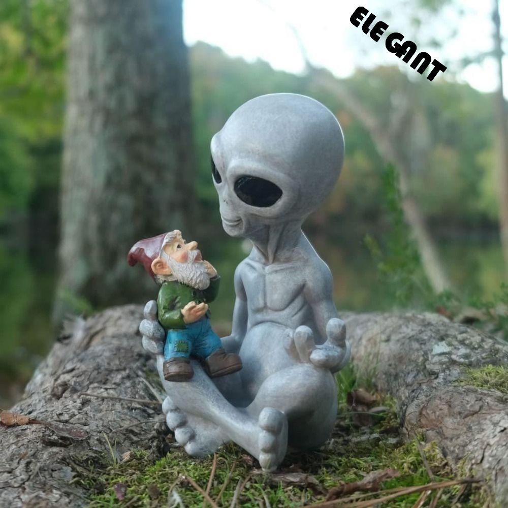 [Elegan] Patung Gnome Alien Halaman Teras Luar Angkasa DIY Accesories Hiasan Taman Indoor Untuk Dekorasi Kamar Tidur Miniatur Alien