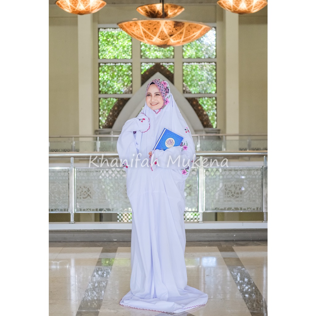 Mukena Lajuran Santri Katun Dewasa Terbaru 2023 Adem Anak Pondok Putih Bordir Polos Murah Jumbo XL A