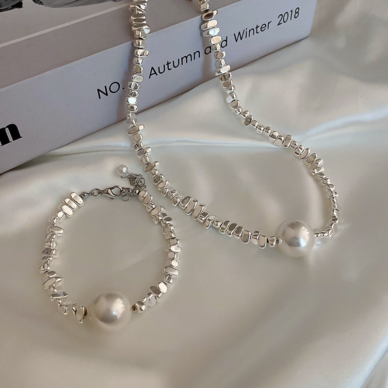 Kalung Mutiara Fashion Wanita Elegan Rantai Klavikula Musim Panas Aksesoris Hadiah