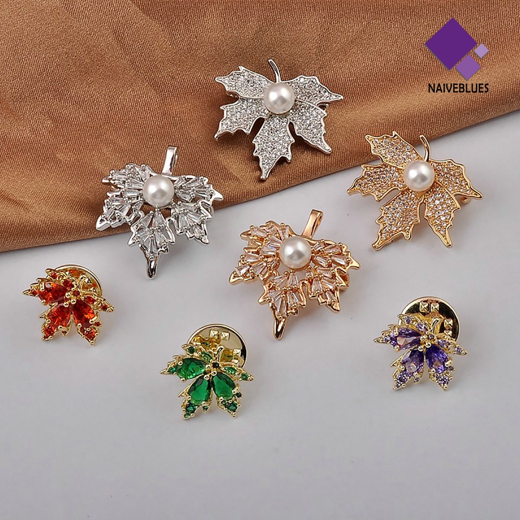 &lt; Naiveblues &gt; Pin Lencana Temperamen Electroplating Berlian Imitasi Bentuk Geometris Dress Up Colorful Cubic Maple Leaf