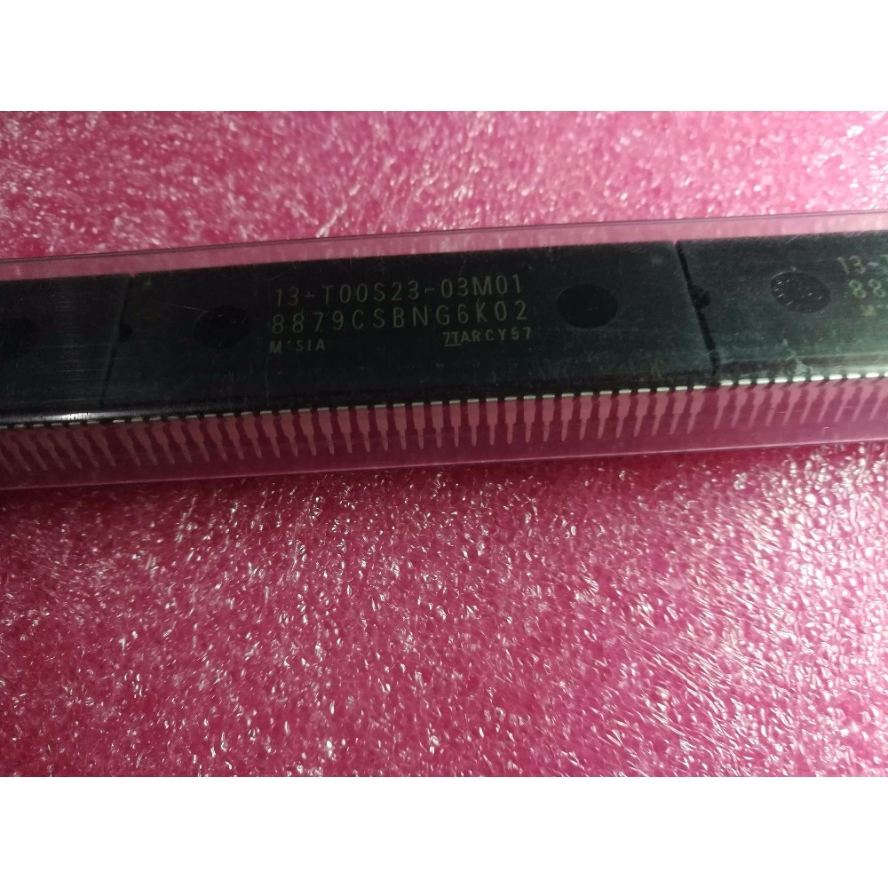 5pcs 8879CSBNG6K02 DIP64 original Baru100%