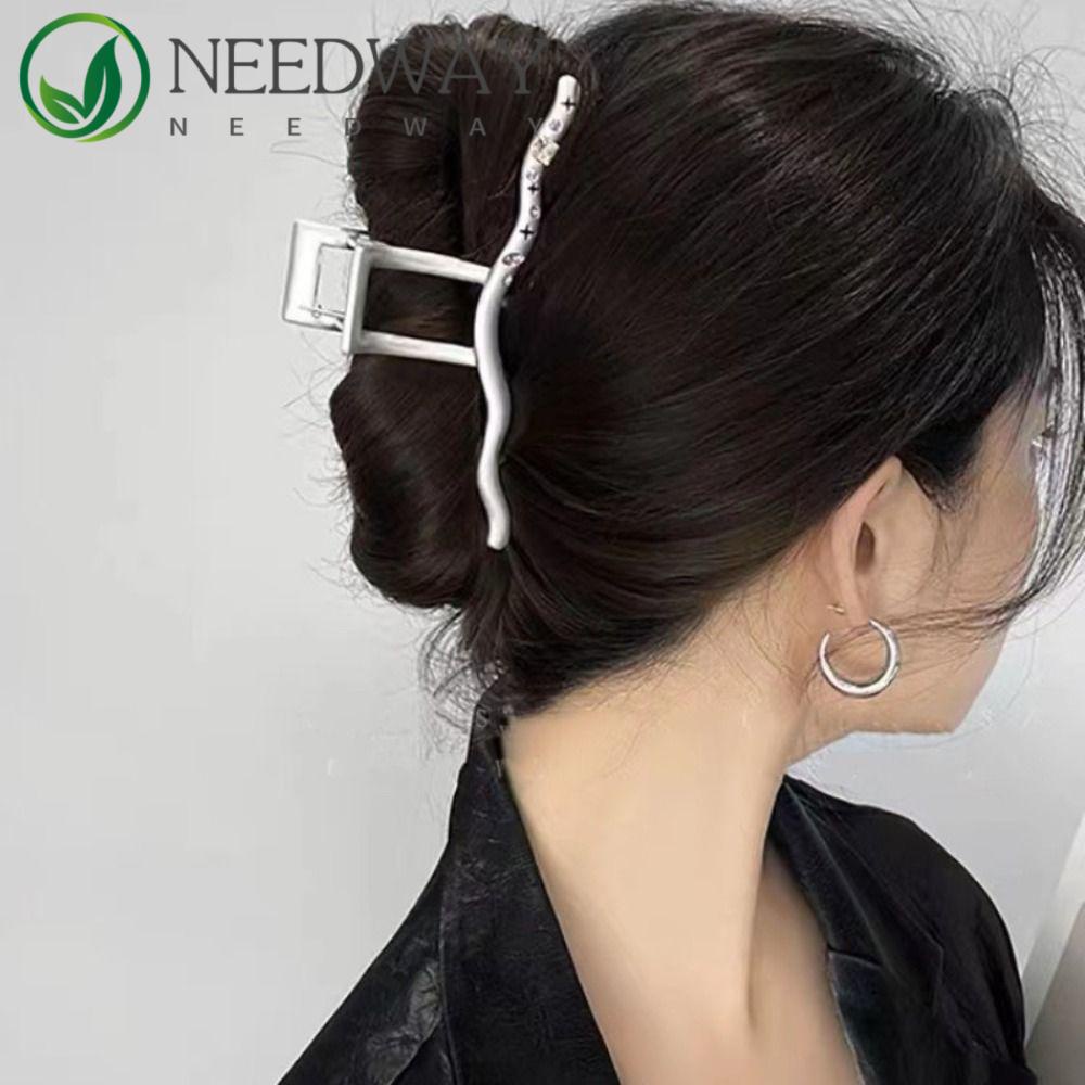 Needway   Alloy Zirkon Jepit Rambut Perhiasan Elegan Indah Non-slip Bintang Jepit Mengkilap Vintage Sederhana Gaya Korea Hair Clip