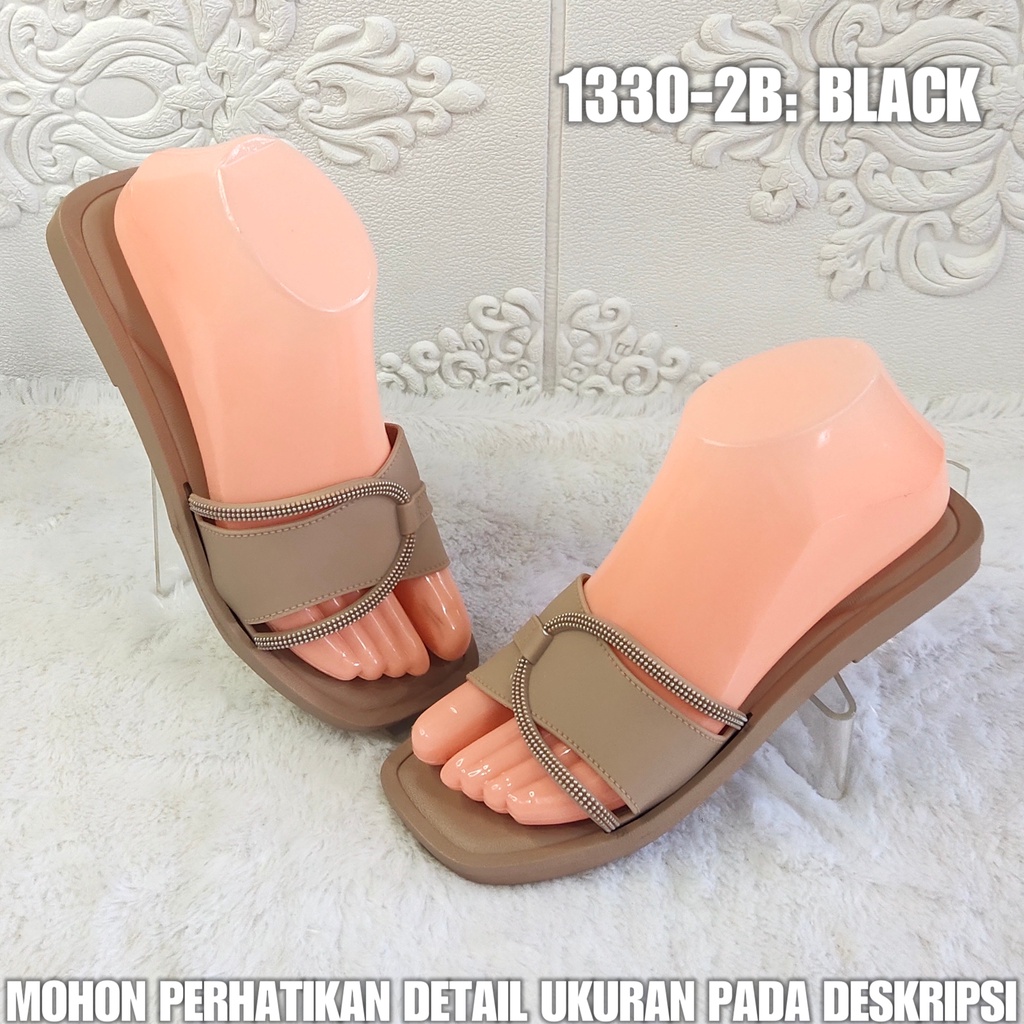 Sandal Wanita Karet Import 1330 2B Sendal Fashion Jalan SDLFW